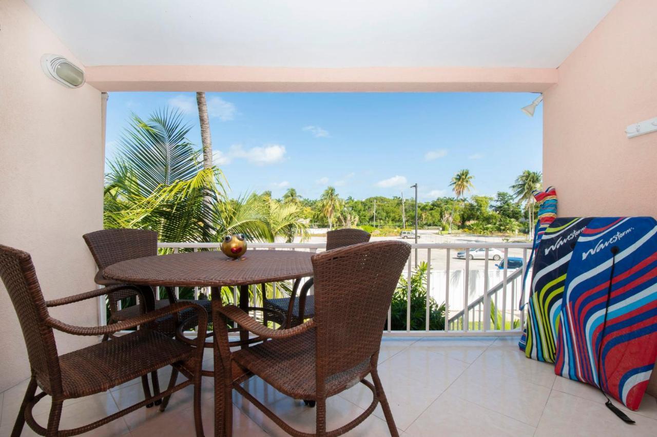 Beach Living At Island Pine Villas Blaw Джорджтаун Екстер'єр фото